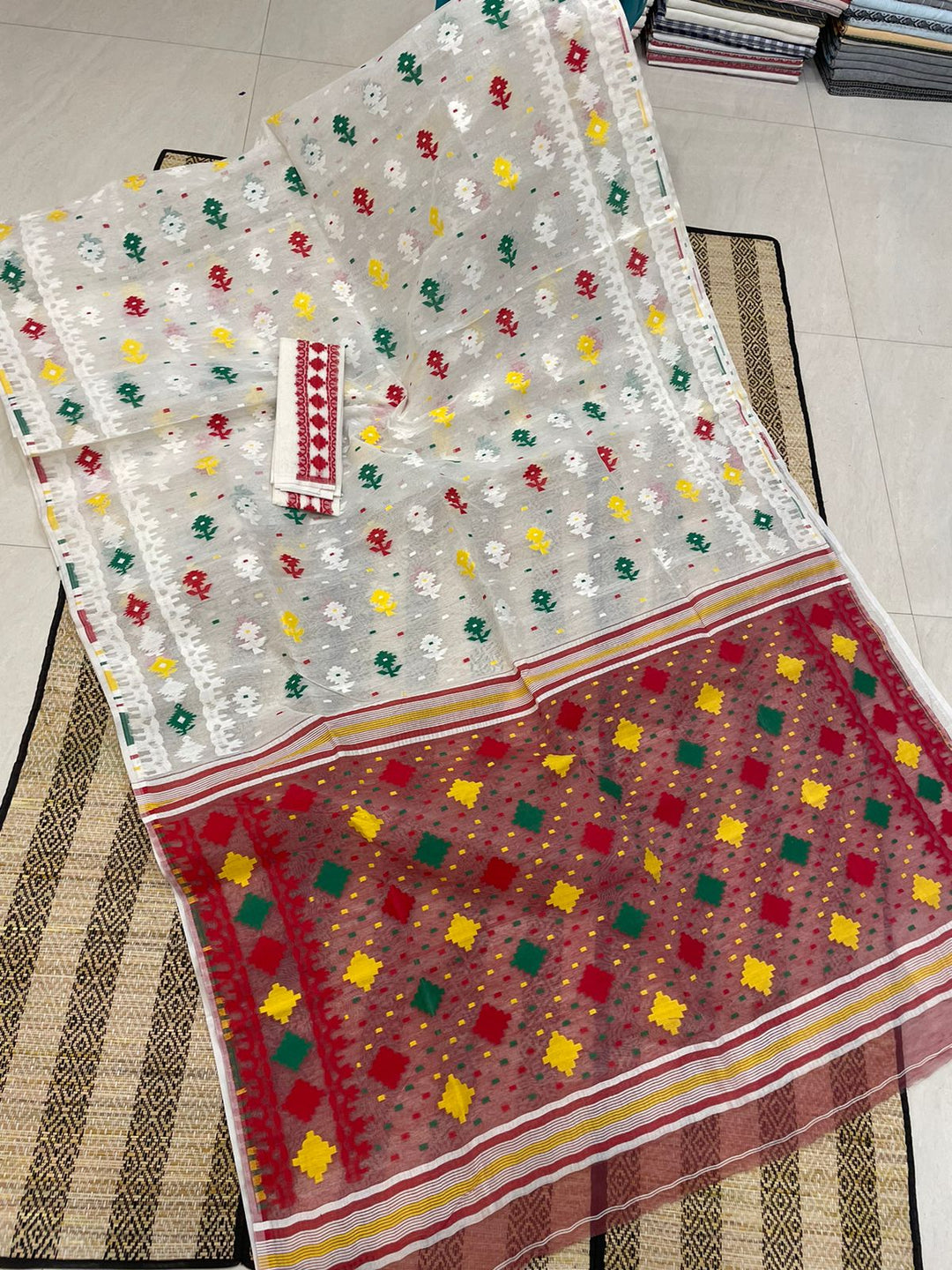 Manimala Dhakai Jamdani Saree