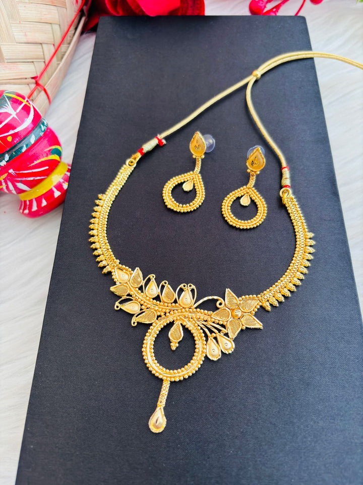 Meenakshi (Gold Plated Necklace Set)