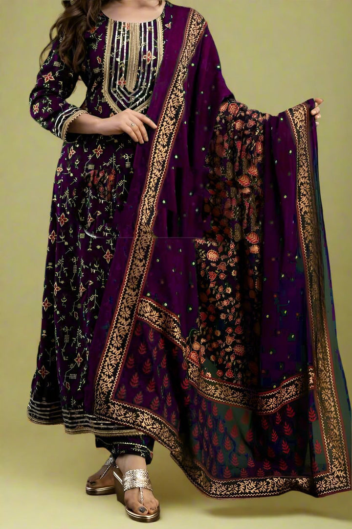 Art In Anarkali Rayon Set