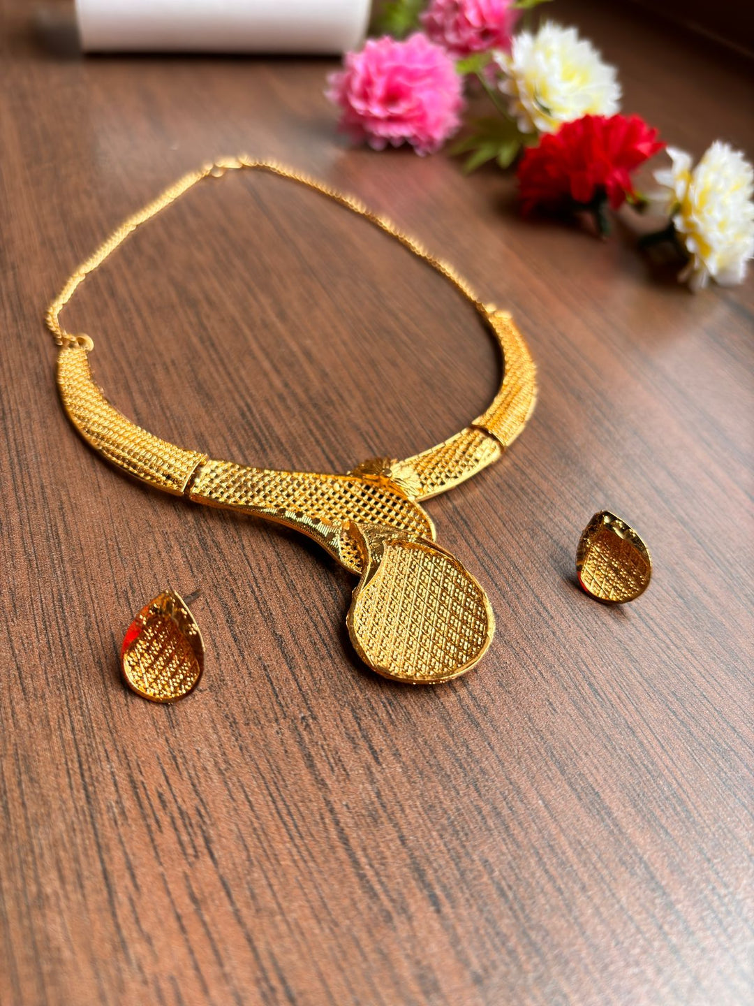 Elite - Gold Plated Necklace Set