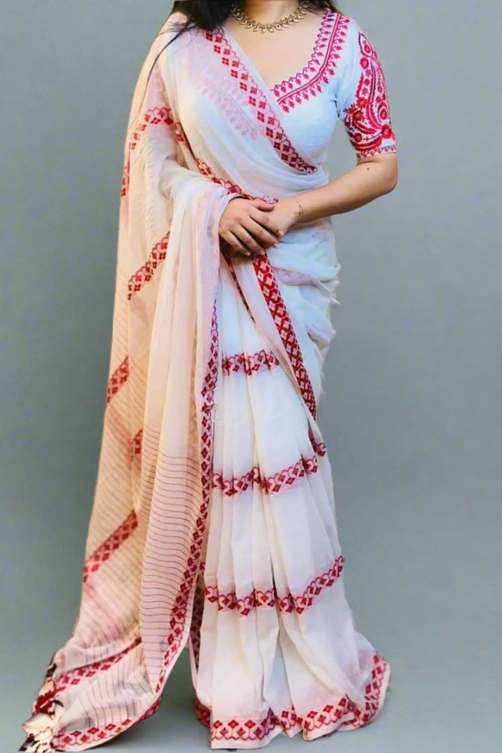 Love in Contrast - Exclusive Cotton Saree with Ready Made Designer Blouse