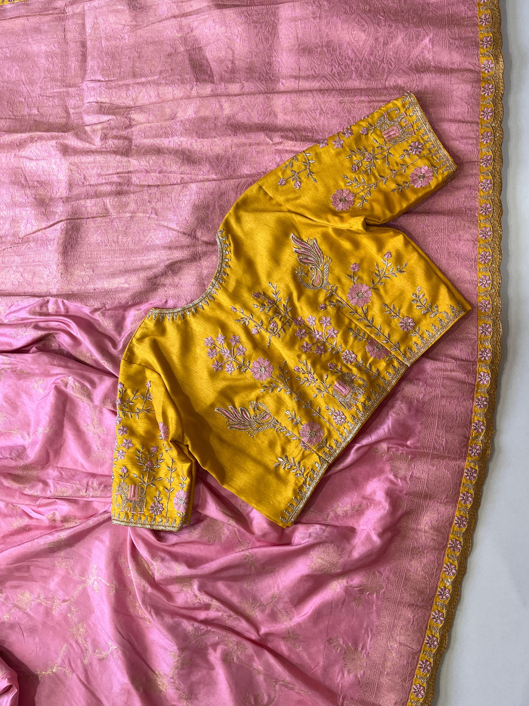 Richness Of Opulent Weaves Banarasi Pattu Pink Saree