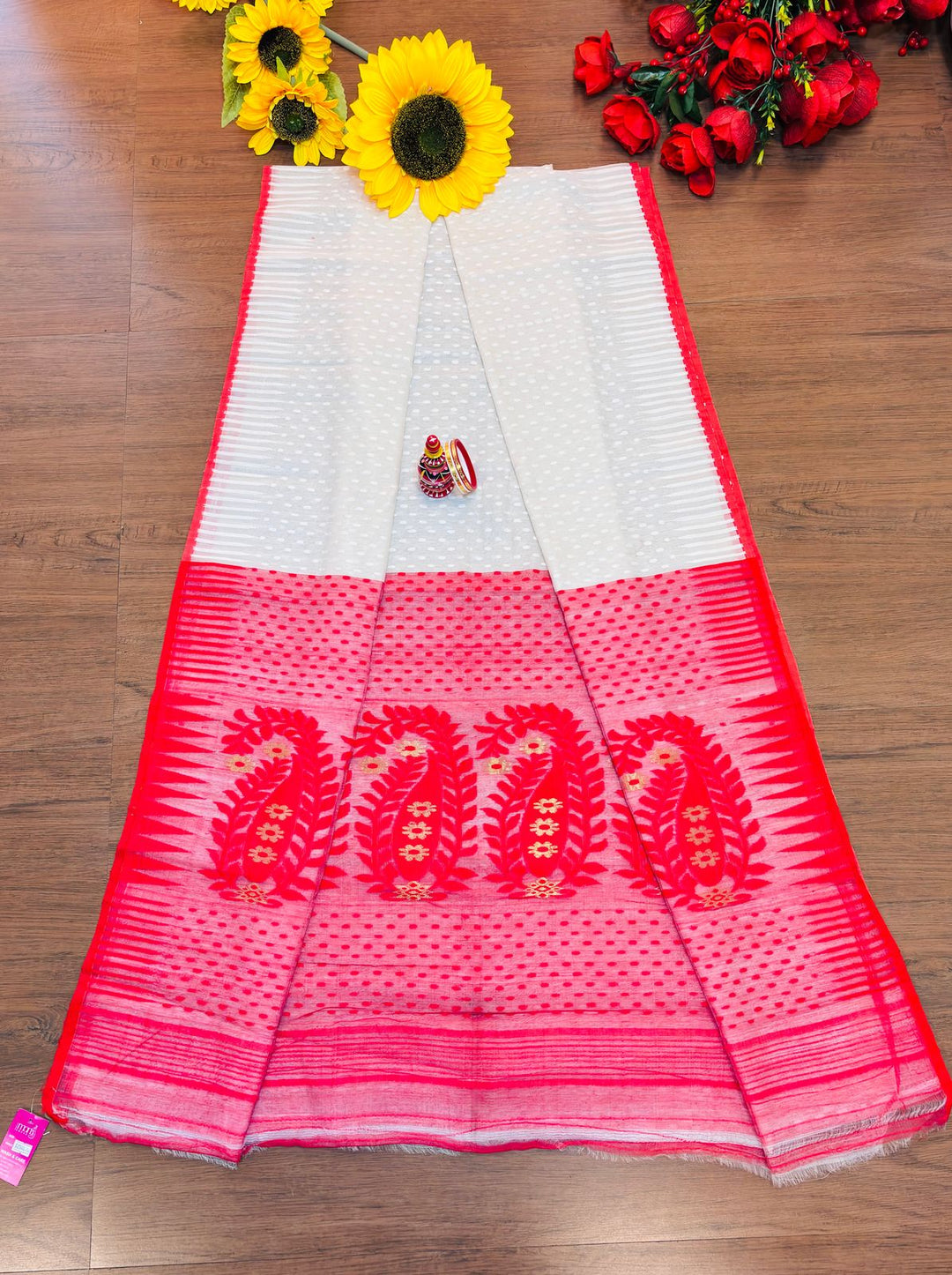 Sreemoyee - Bengal Dhakai Jamdani Saree