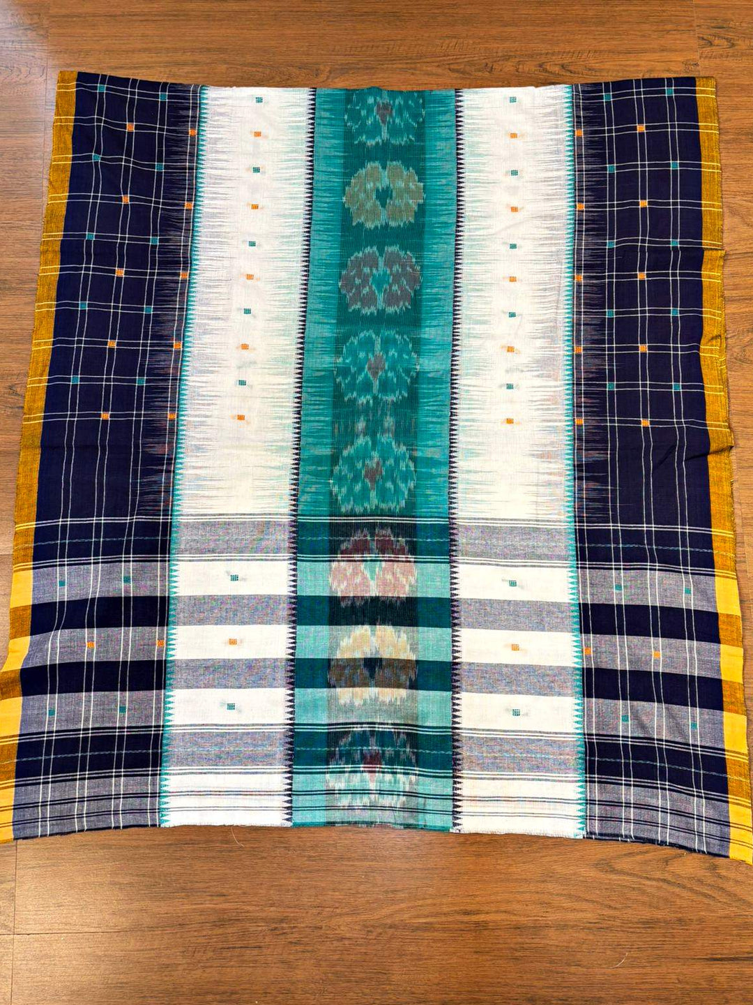 Ikatara - Dhonekhali Cotton Handloom Saree(Prathama)