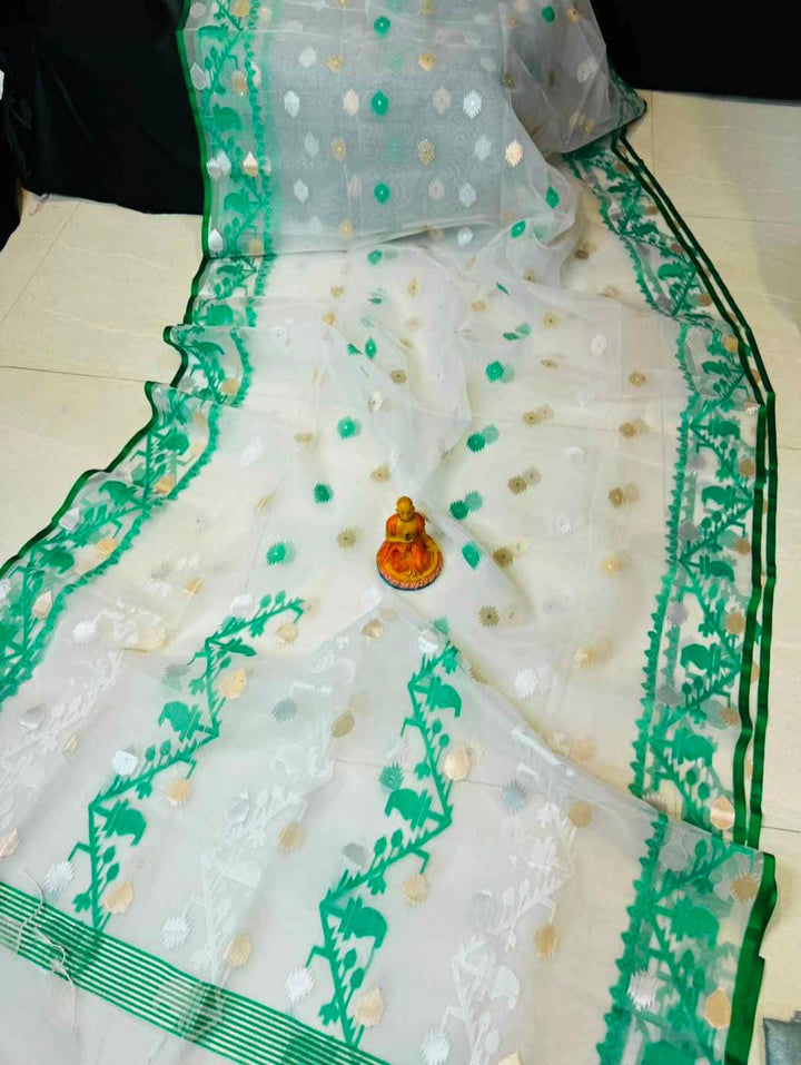 Canvas of Bengal Organza Muslin Jamdani Saree (Copy)