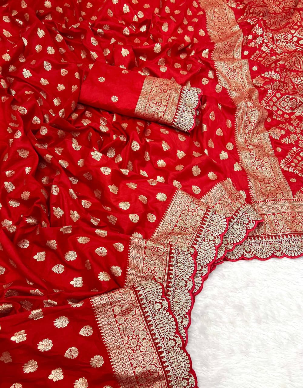 Sada Suhagan Red Banarasi Silk Saree