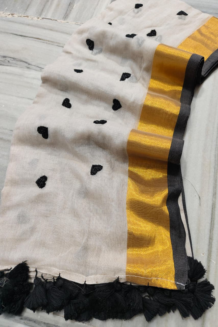 Love Embroidery Mul Cotton Saree