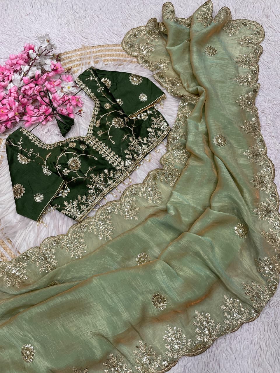 Soul Mate Vichitra Silk Saree