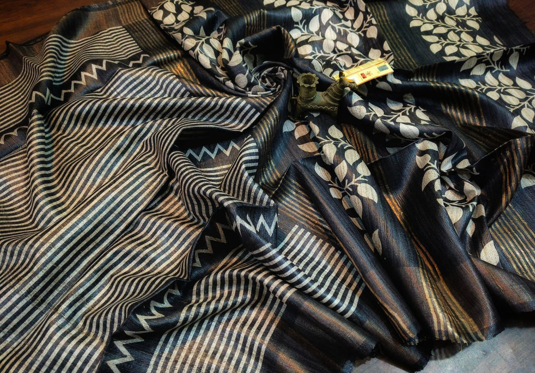 Saanjhrekha Ghicha Tussar Silk Saree