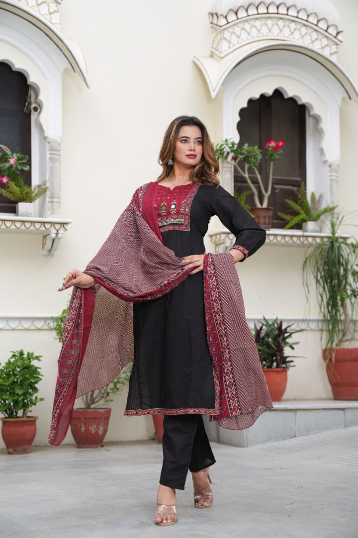 In Fashion Cotton Kurti Set