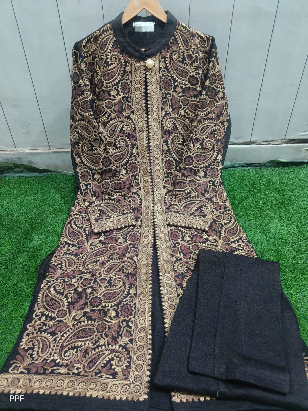 Mist of Roses Velvet Suit Set