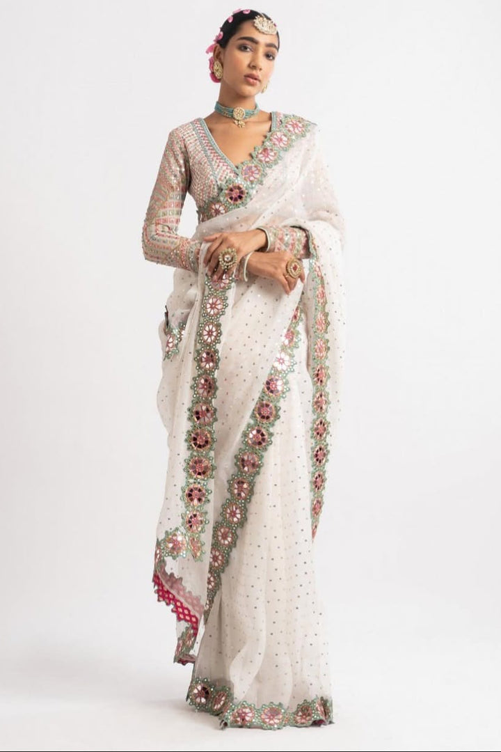 Color Of Beauty White Georgette Saree