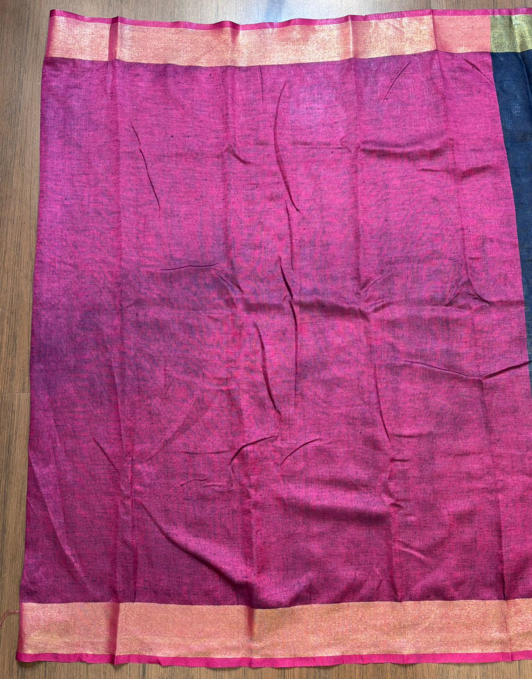 Naavya - Pure Handwoven Linen Saree