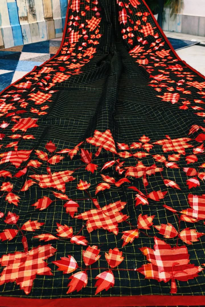 Patar Uronto Golpo Dhonekhali Applique Cotton Saree