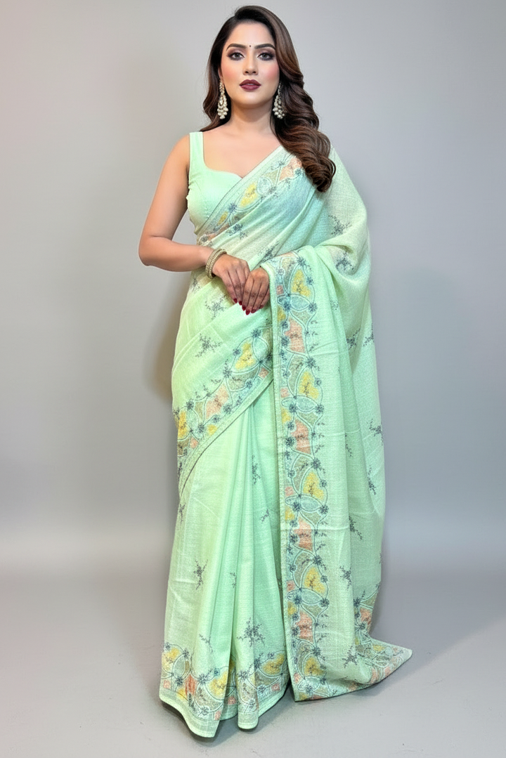 Flexing The Linen Saree