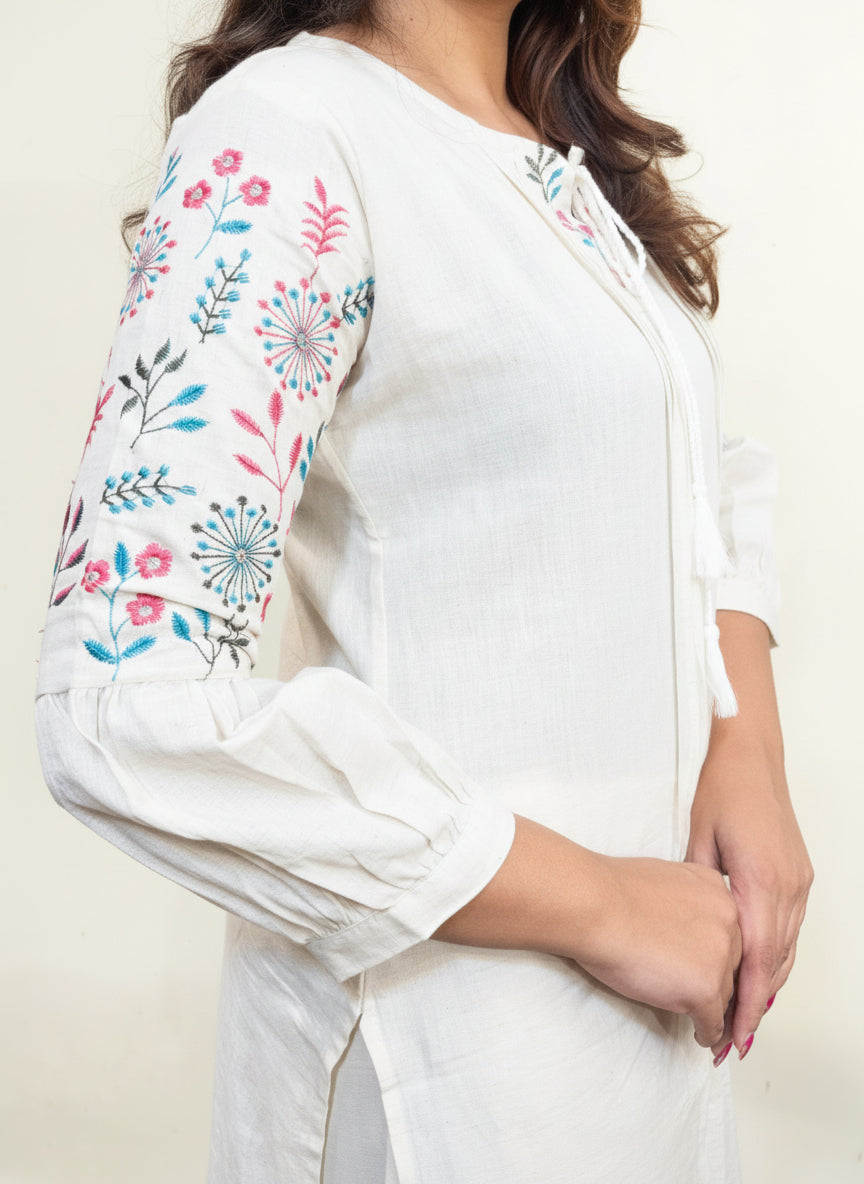 Crown Of White Cotton Kurti Set