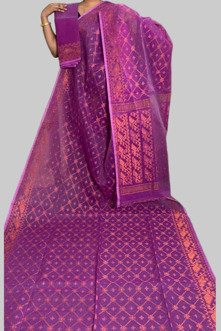 Chithi’r Shur Dhakai Jamdani Saree