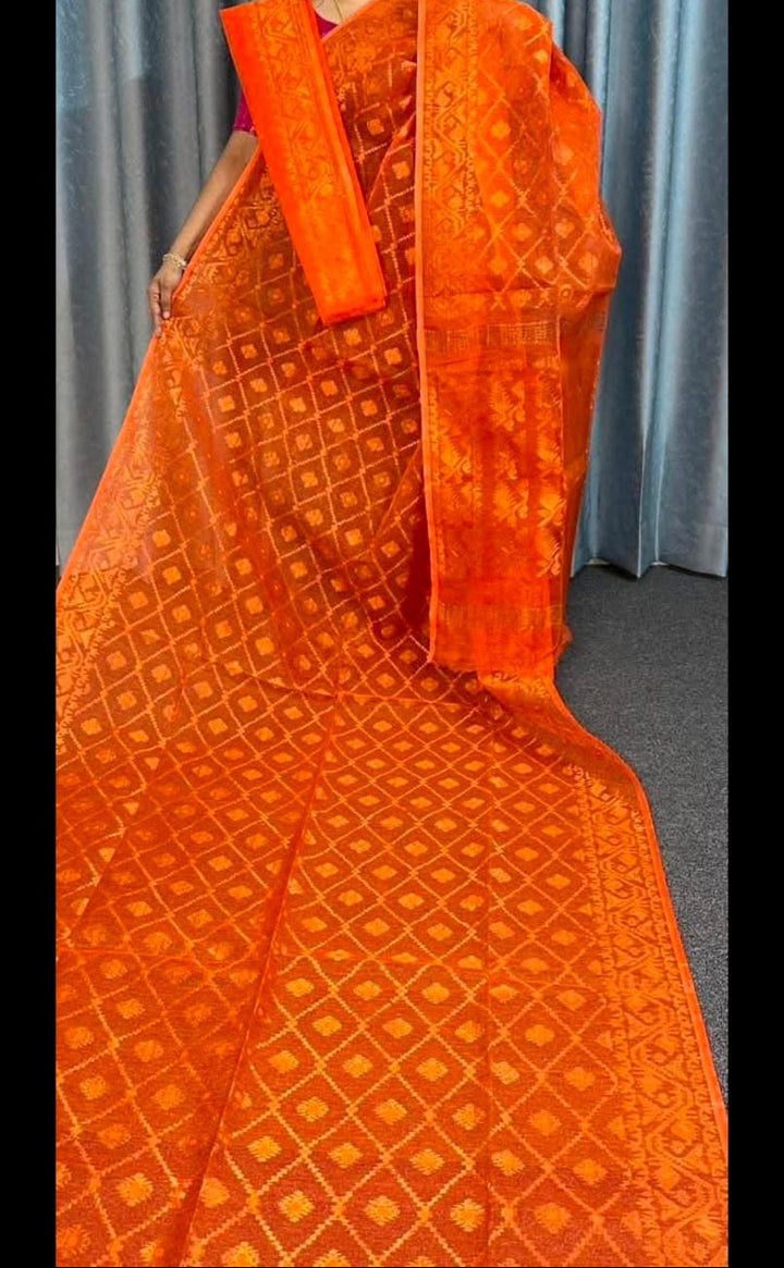 Chithi’r Shur Dhakai Jamdani Saree
