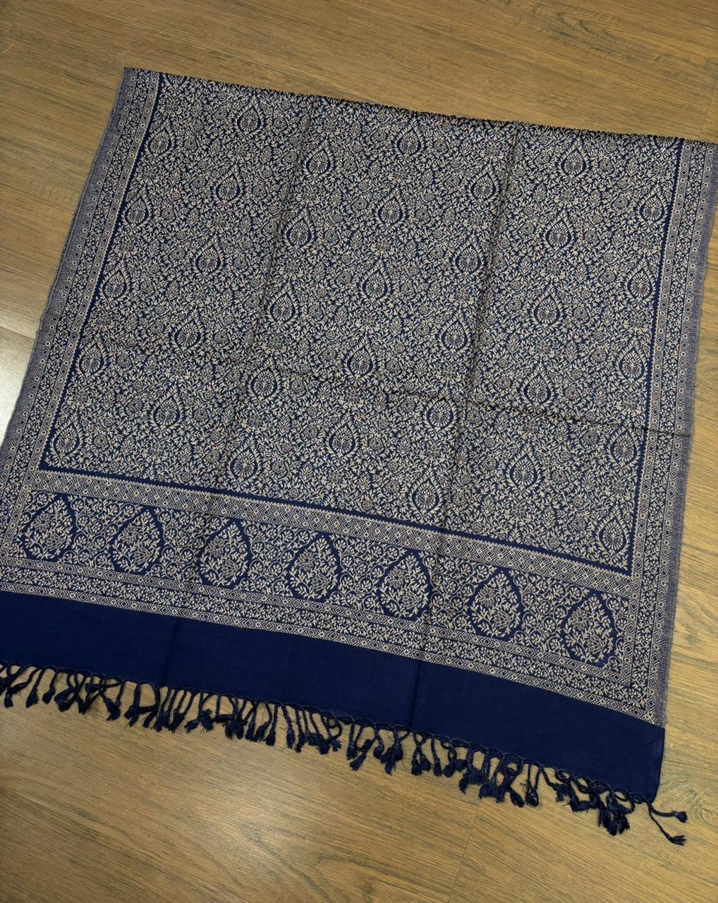 Winter Fall - Shawl Collection