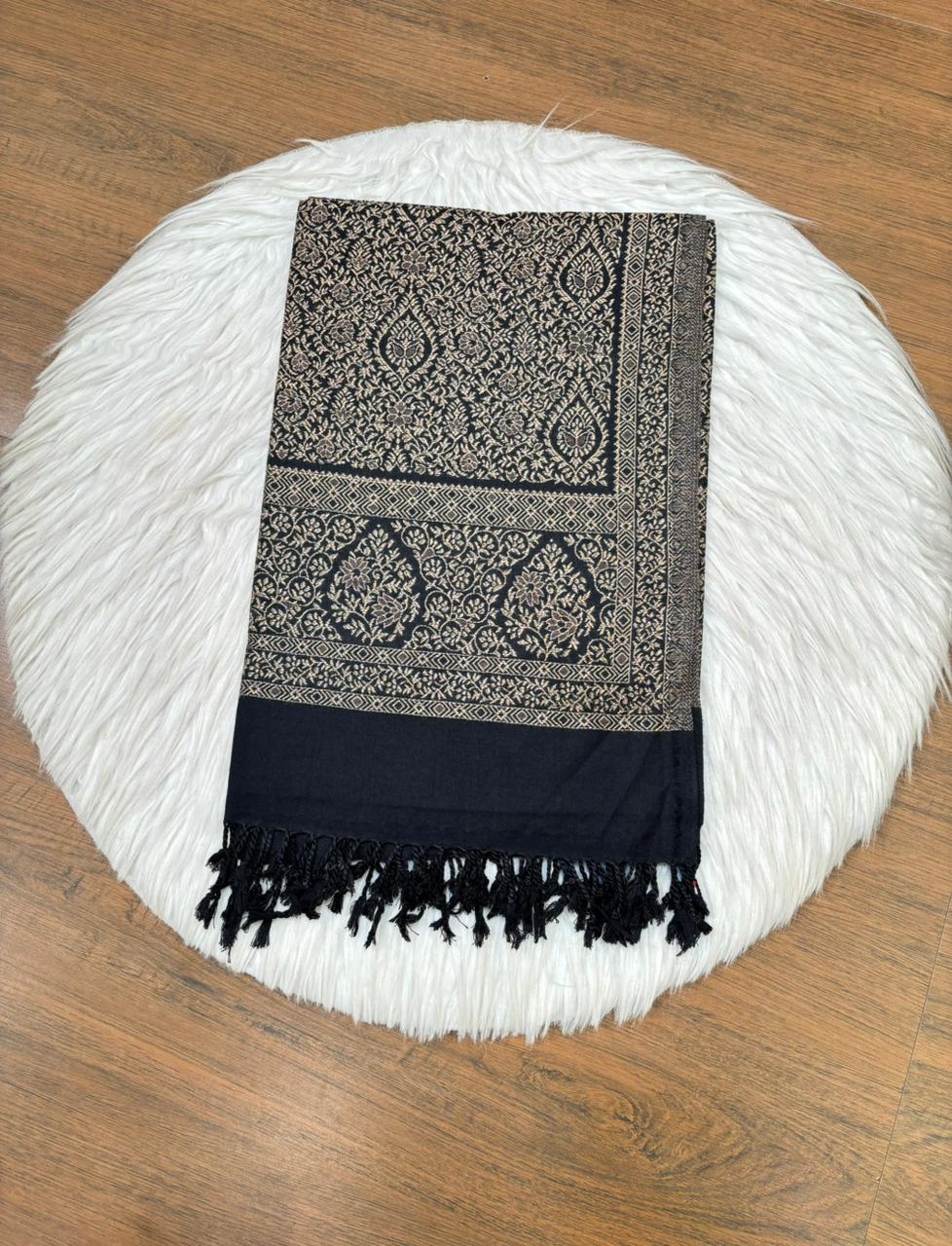 Winter Fall - Shawl Collection