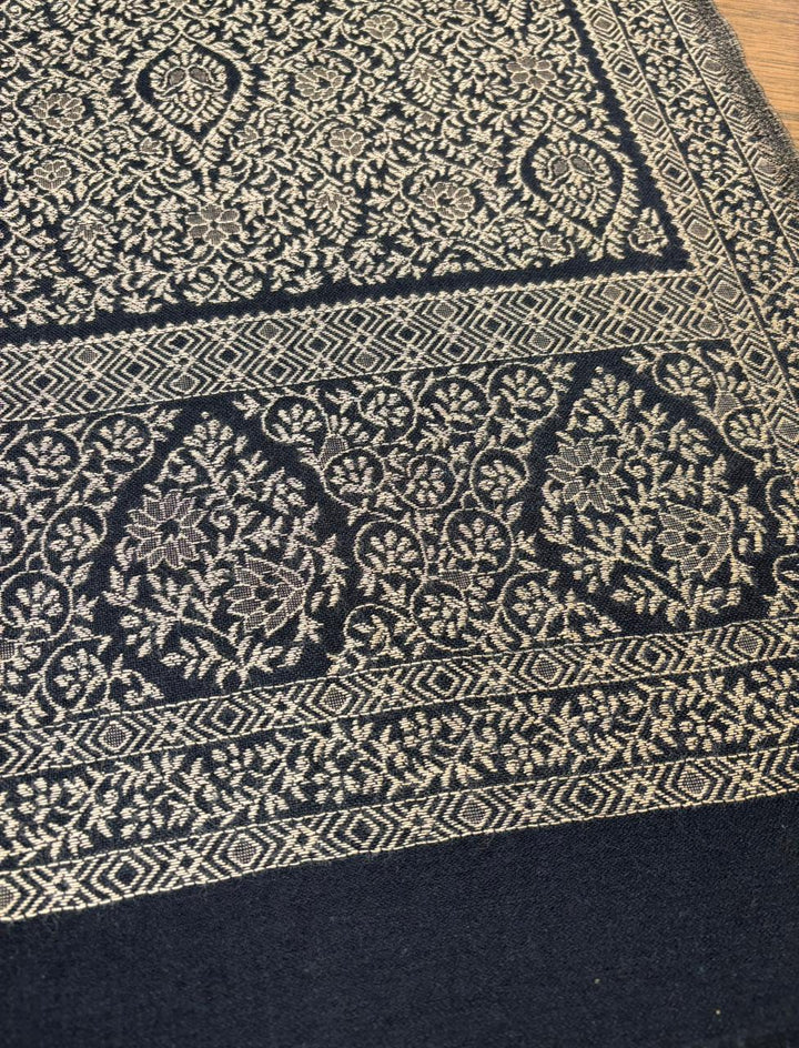 Winter Fall - Shawl Collection