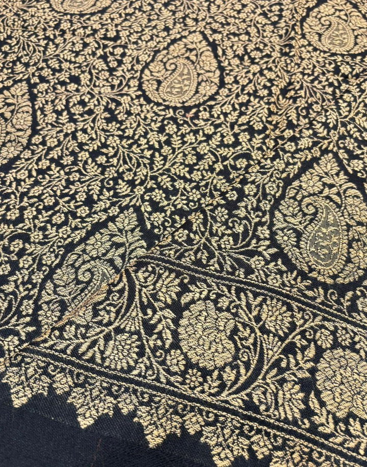 Darjeeling Vives- Women Shawl Collection