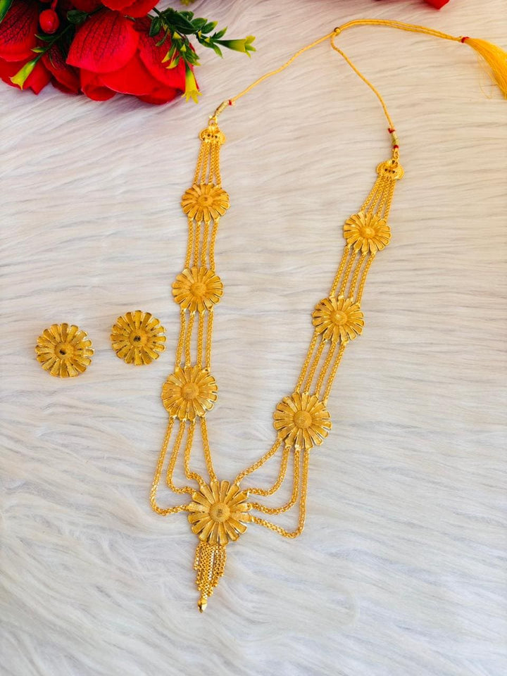 Everyday Elegance-Statement Necklace Set