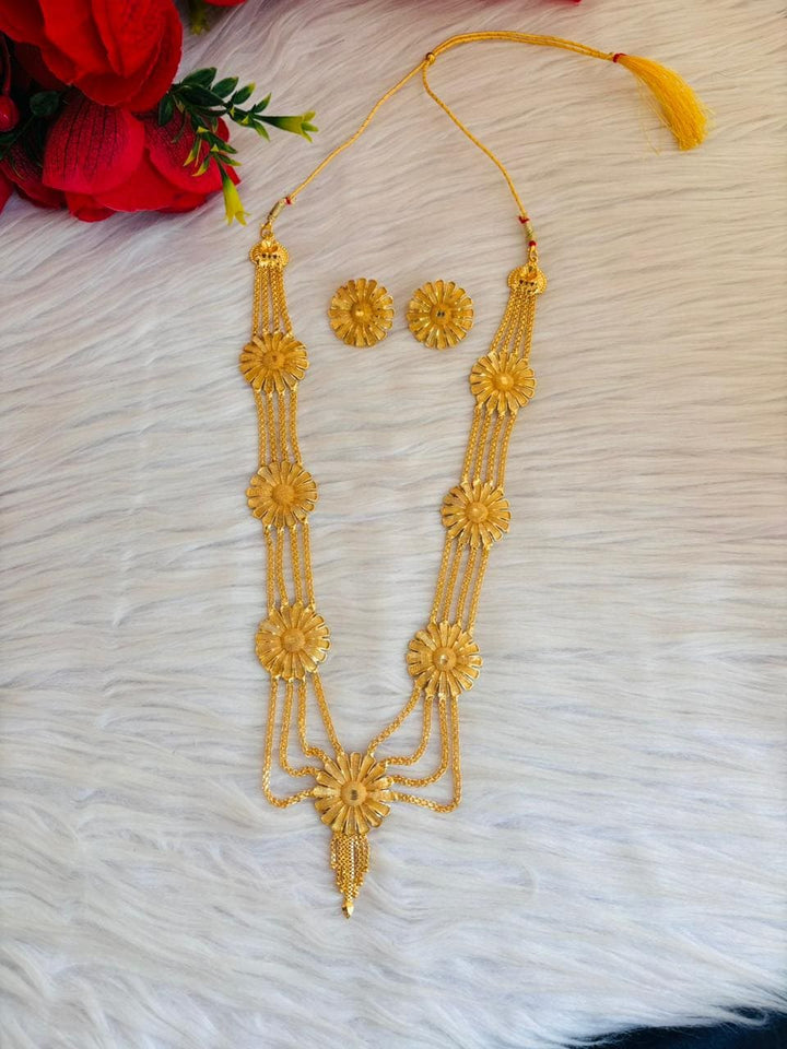 Everyday Elegance-Statement Necklace Set