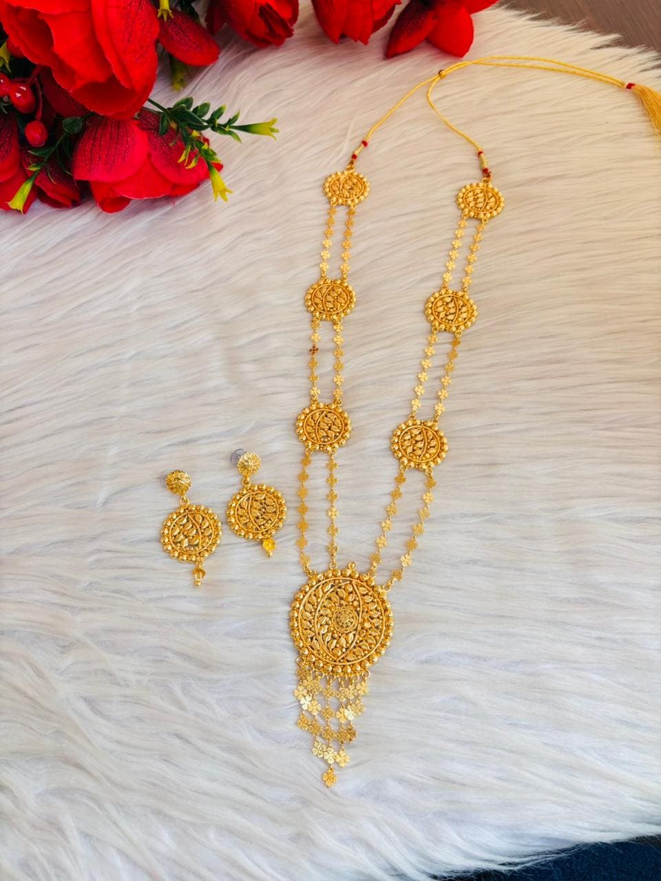 Royal In Look- Statement Necklace Set