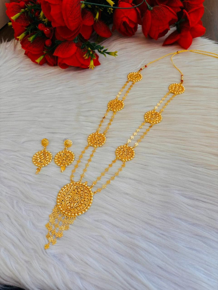 Royal In Look- Statement Necklace Set