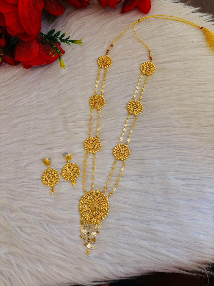 Royal In Look- Statement Necklace Set