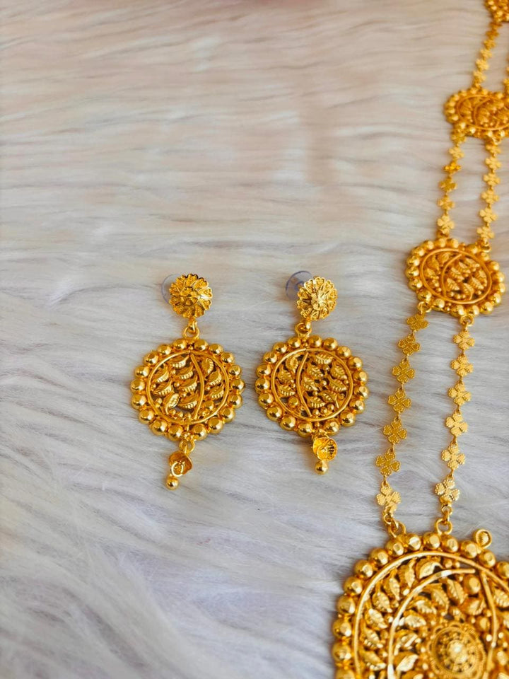 Royal In Look- Statement Necklace Set