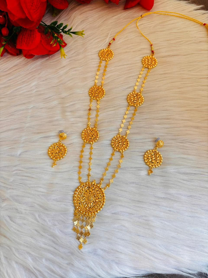 Royal In Look- Statement Necklace Set