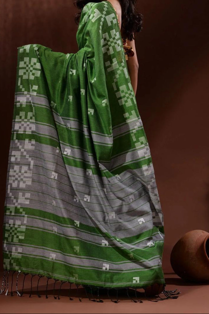 Mrinalini Khadi Cotton Saree