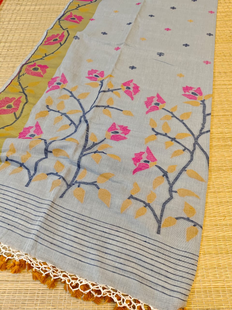 Madhabilata Dhakai Jamdani Saree