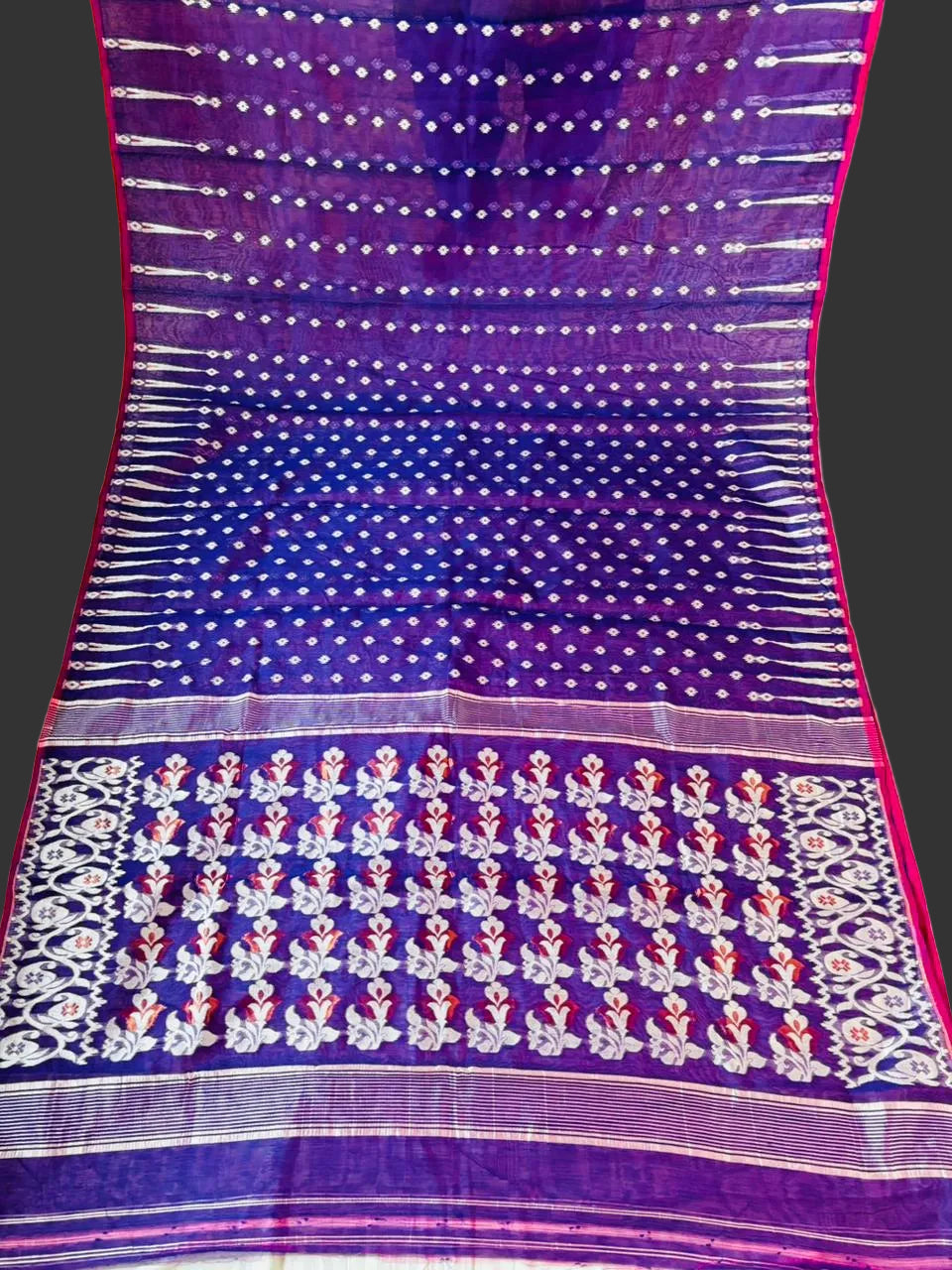 Moner Alo-Bengal Jamdani Saree (White Border)