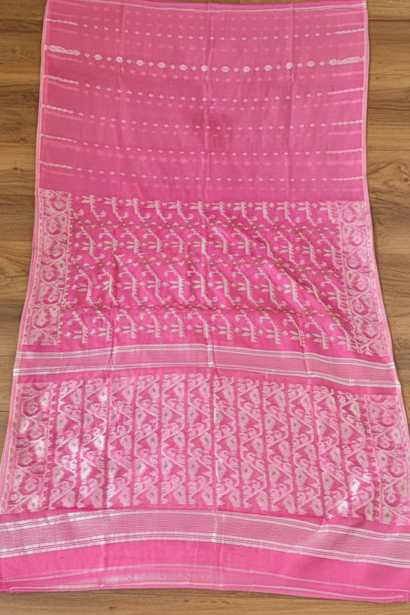 Shatarupa Bengal Jamdani Saree (Pink)