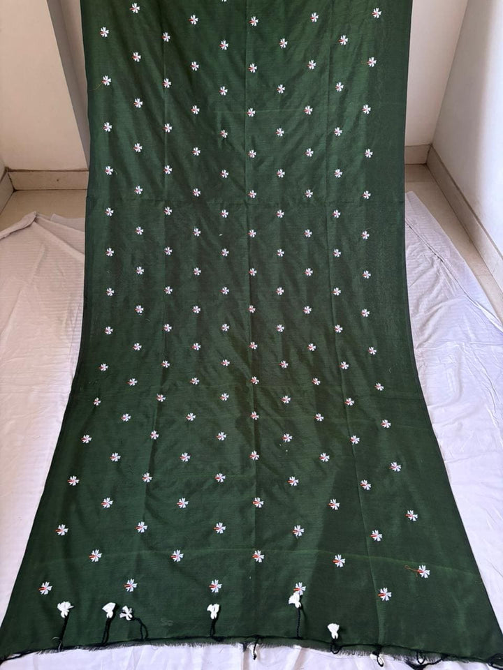 Bengal Shiuli(Jasmine) khadi Saree In Bottle Green