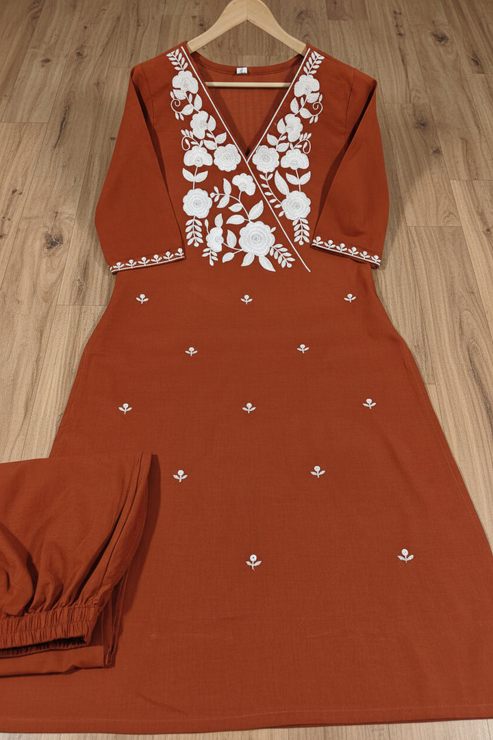 Keshariya Bloom Kurti Set (Rust)