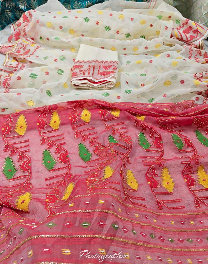 Swarnalekha Dhakai Jamdani Saree