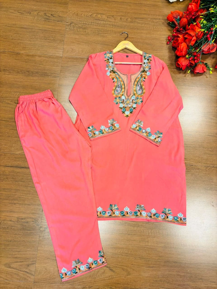 Heaven Like Kashmir - Special Kurti With Pant