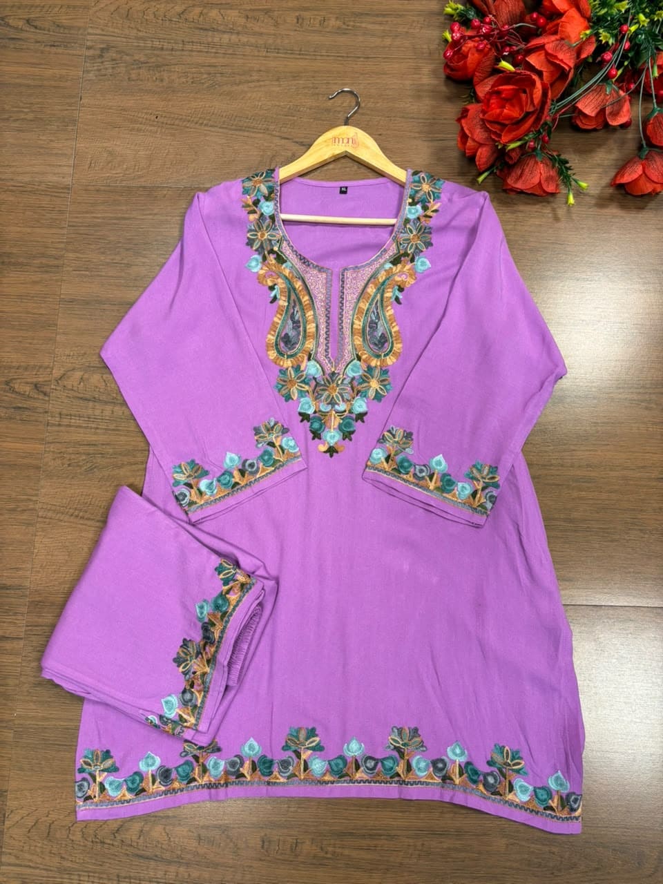 Heaven Like Kashmir - Special Kurti With Pant