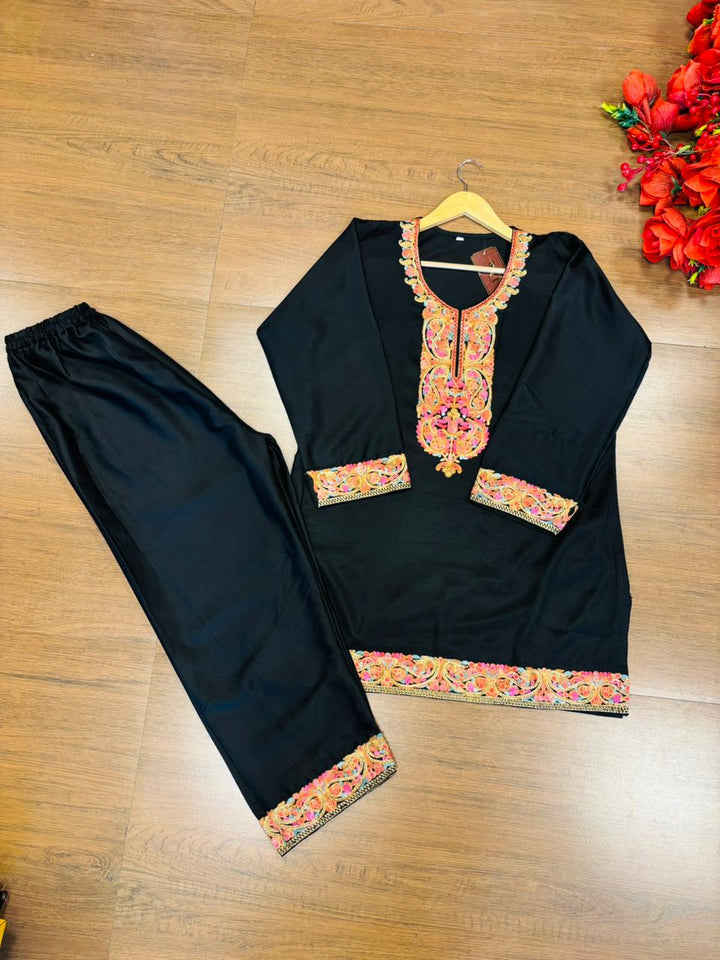 Crown of Kashmir - Special Kurti With Pant
