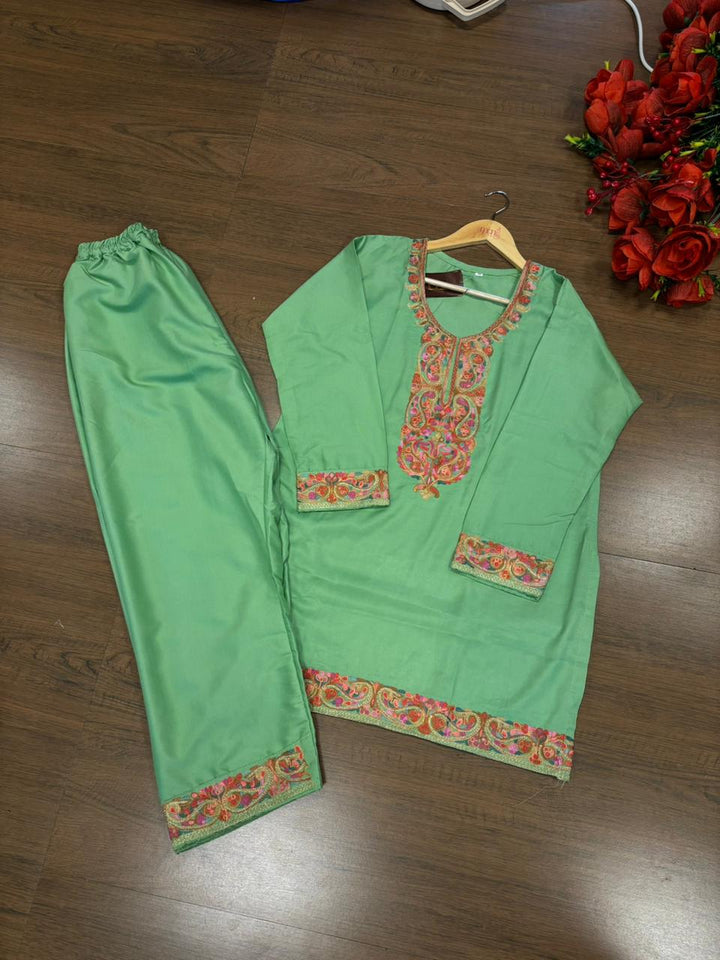 Crown of Kashmir - Special Kurti With Pant