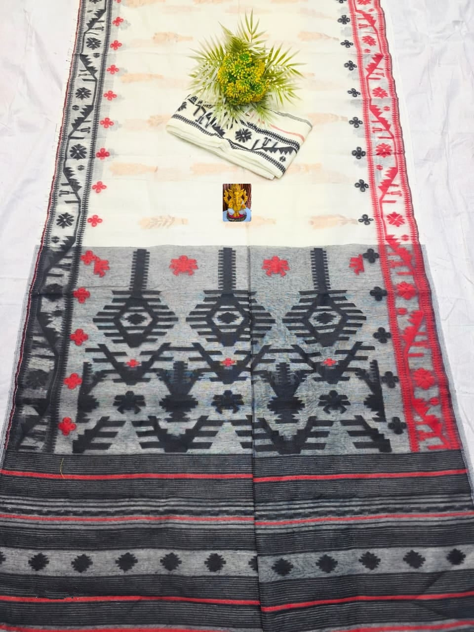 Oitijjho Sutra Ganga Jamuna Dhakai Jamdani Saree