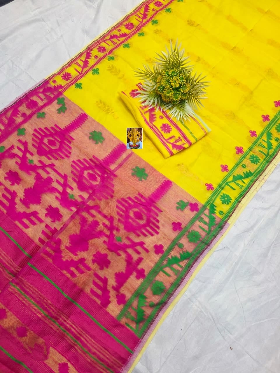 Oitijjho Sutra Ganga Jamuna Dhakai Jamdani Saree