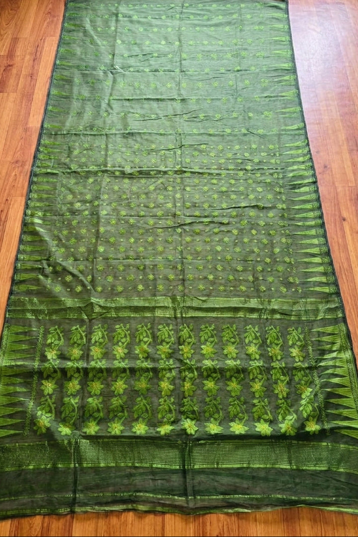 Suranjali Bengal Jamdani Saree (Green)