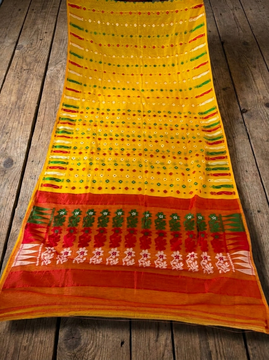 Suranjali Bengal Jamdani Saree (Yellow Red)
