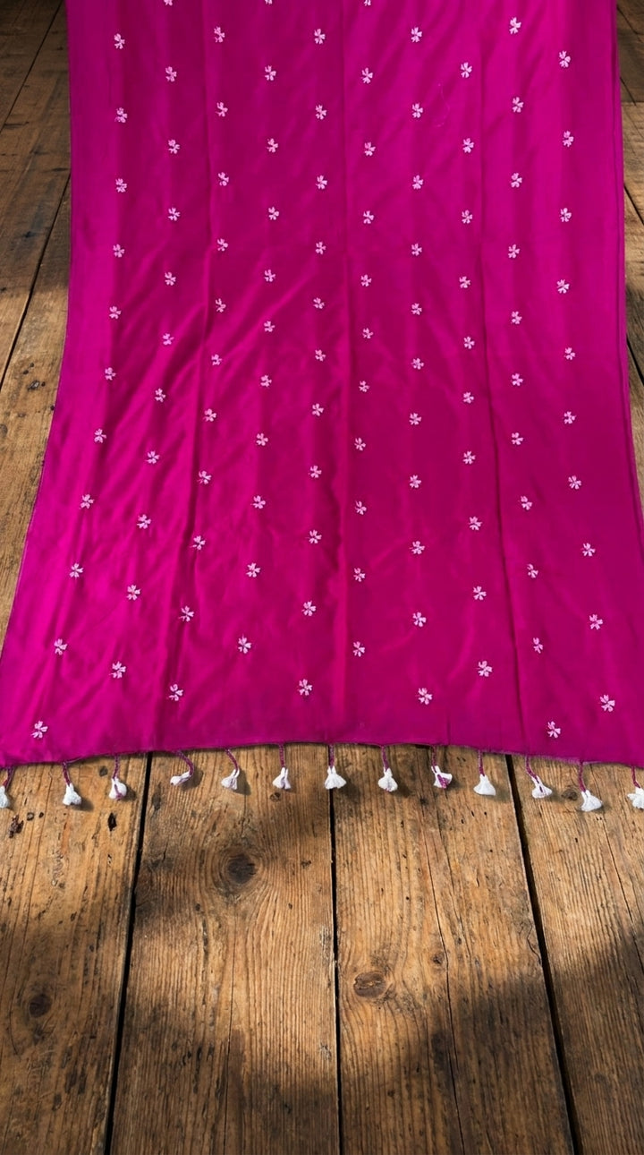Bengal Shiuli(Jasmine) khadi Saree In Pink