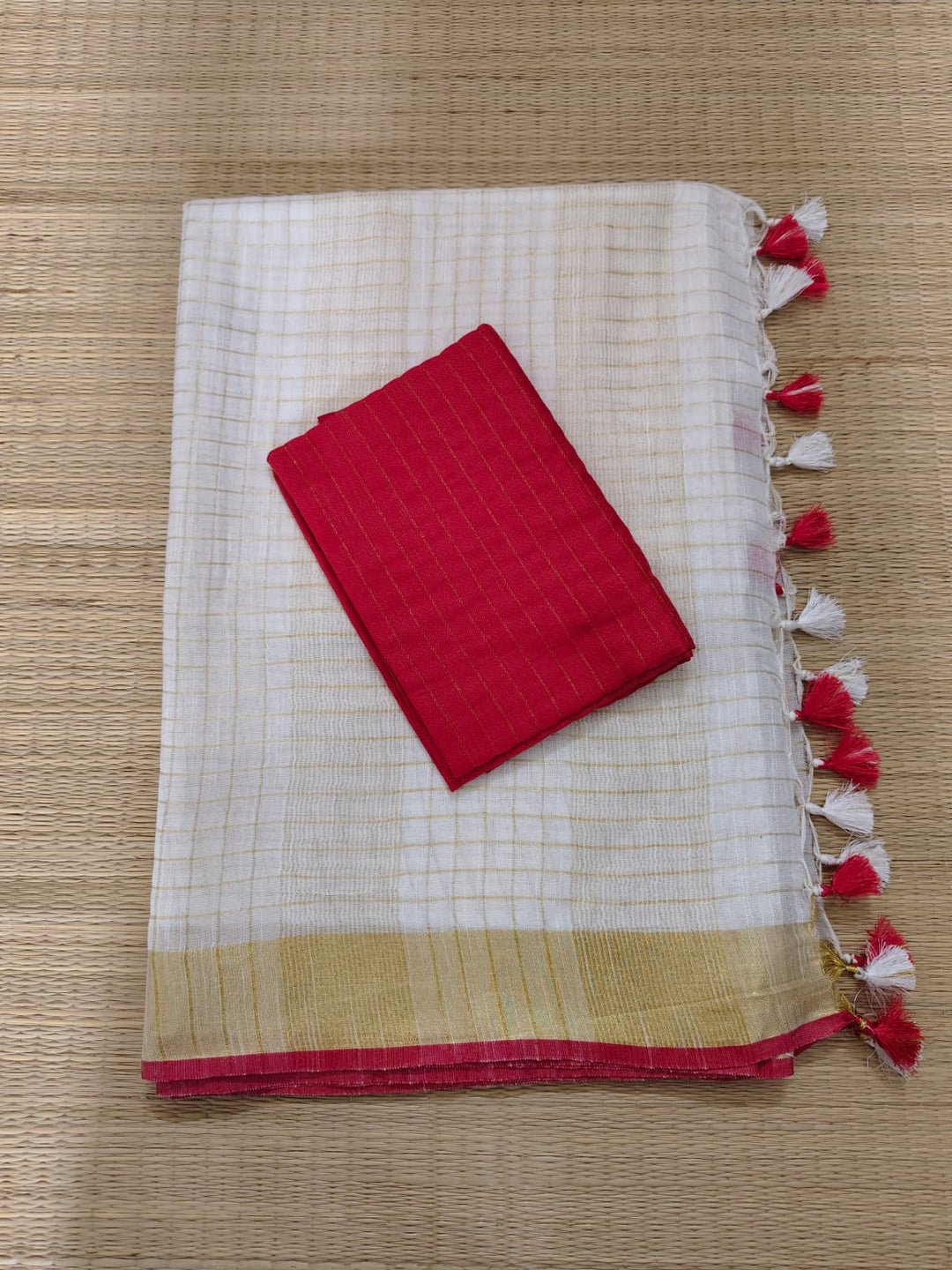 Swarnarekha Pure Linen Saree